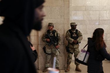 Guardia Nacional en la estación Grand Central. Foto: Reuters.
