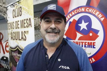 Marcos Núñez recibió un reconocimiento por parte de la ITTF.
