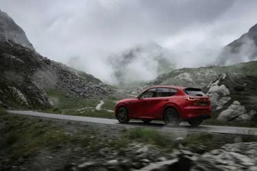Mazda se acerca a la electromovilidad
