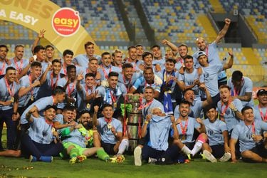 Magallanes celebra con la Supercopa