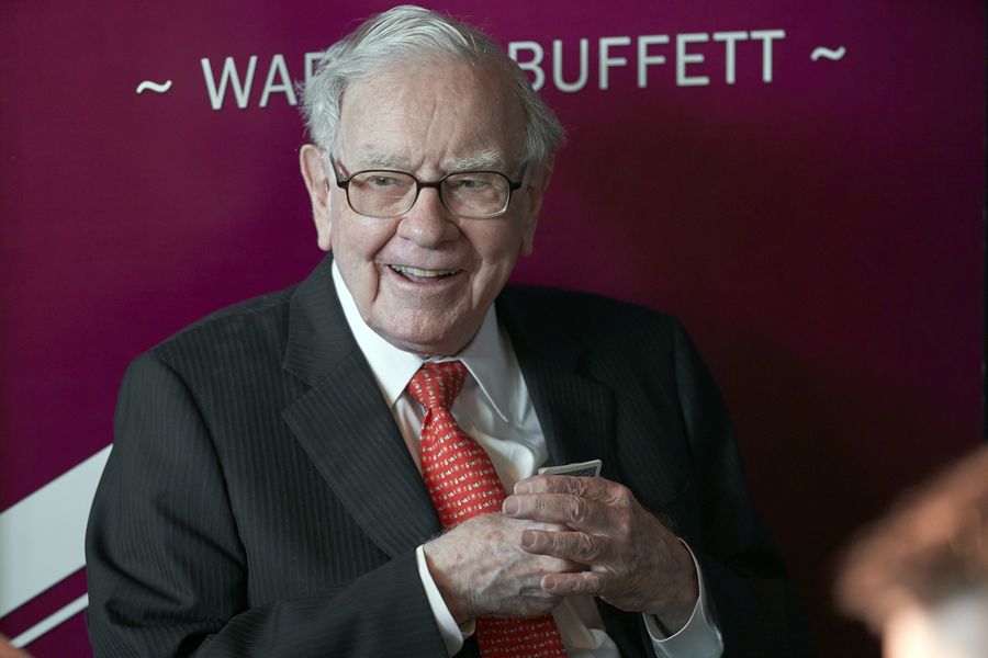 Warren Buffett eleva su apuesta por HP y adquiere millonaria participación en el fabricante de computadoras
