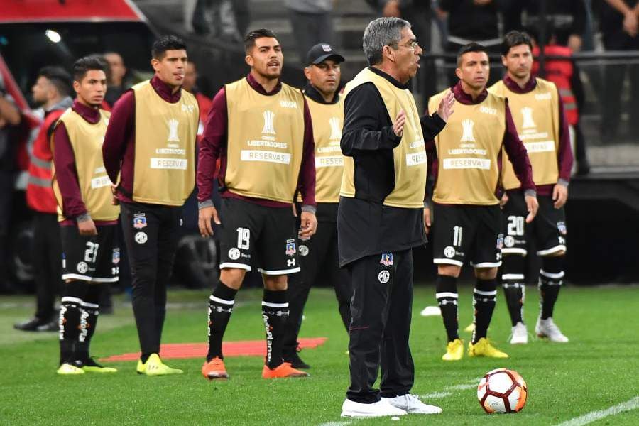 Chile's Colo-Colo team coach Pablo Guede gestures during the 2018 Cop