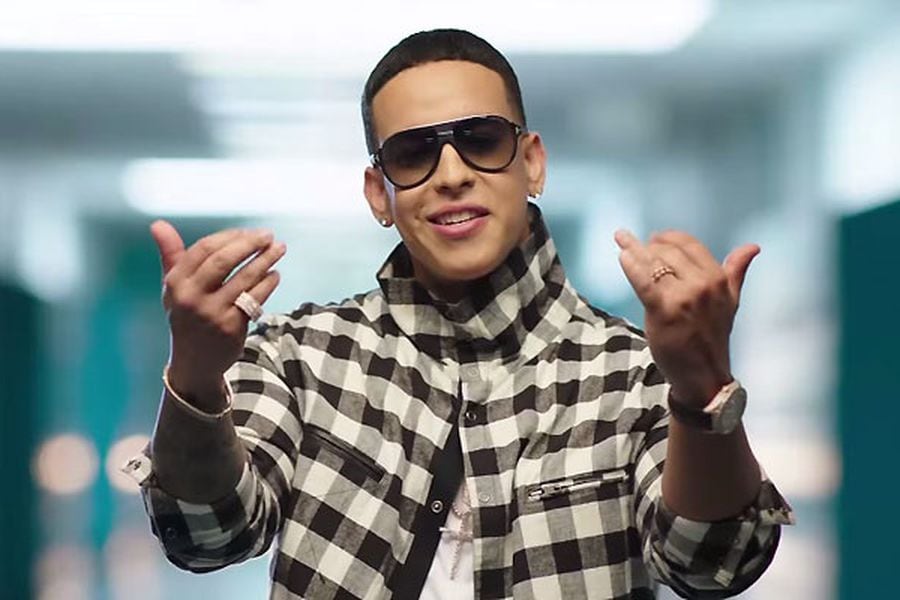 5. The Best Hairstyles of Daddy Yankee - wide 9
