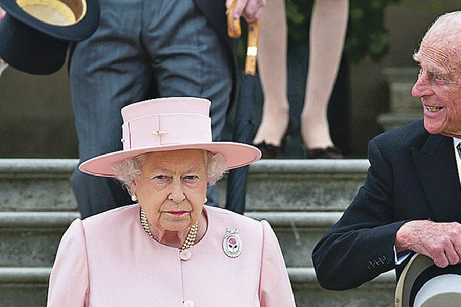 Reina Sofía II y Príncipe Felipe