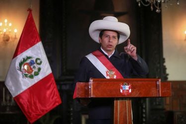 Congreso peruano archiva propuesta de proyecto de reforma constitucional: iniciativa tenía respaldo de presidente Castillo