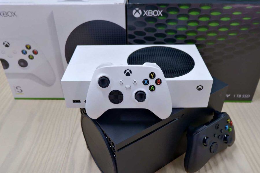 El cuarto trolebús pandilla Microsoft experimentó una caída del 30% en los ingresos por la venta de  consolas Xbox - La Tercera
