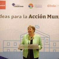 El activo rol articulador de Bachelet que genera suspicacia en el oficialismo