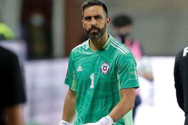 Claudio Bravo no esconde su preocupación por la Roja: “La Selección tiene que retomar el rumbo rápidamente”