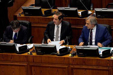Senado realiza homenaje en memoria de Agustín Edwards