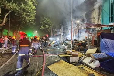 Incendio en cité en la comuna de Santiago afecta a ocho familias