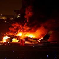 ¿Cuál fue el origen del incendio del avión en el aeropuerto de Tokio? Esto dice un excapitán de Japan Airlines