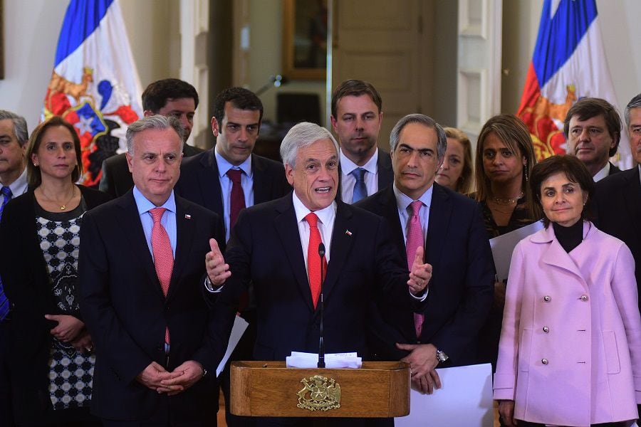 El presidente Sebastian Piñera participa de la reunion de acuerdo nacional de salud