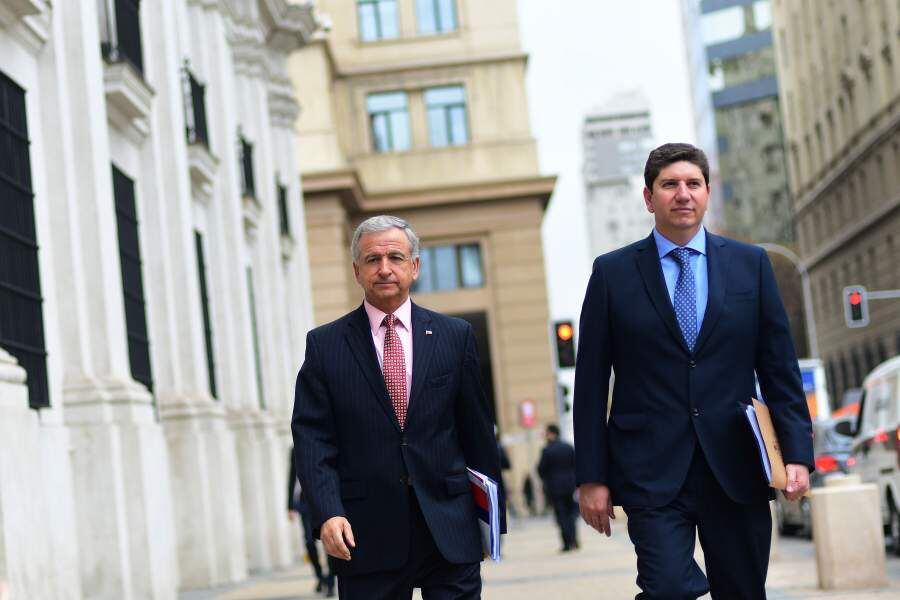 Ministro Felipe Larrain