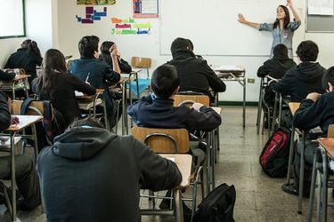 Denuncias en colegios por discriminación respecto a identidad de género y actos de connotación sexual suben un 93% entre 2018 y 2022