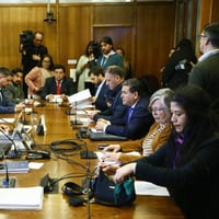 Diputados UDI solicitarán “comisión investigadora 2.0″ por líos de platas tras declaración de exseremi Carlos Contreras