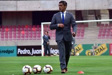 Entrenando, con sueldo, pero con menos dinero en la cuenta: la larga espera del sancionado árbitro Nicolás Gamboa
