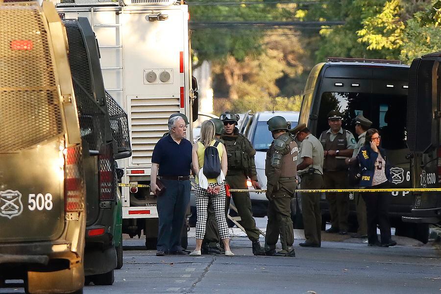 Artefacto Explosivo detona en la casa de Oscar Landerretche