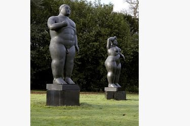 La escultura de Botero "Adán y Eva" alcanza 2,32 millones de euros
