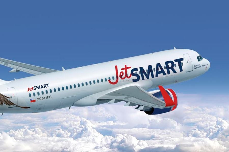Aerolíneas avanzan en recuperar sus operaciones: JetSmart anuncia que reanudará el total de sus vuelos internacionales a Colombia, Perú y Argentina