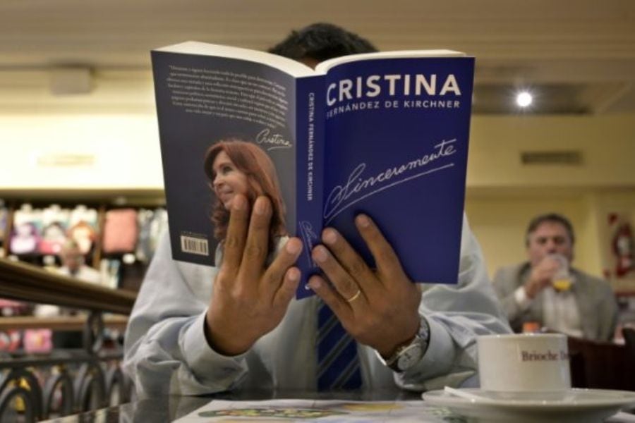 El pasado 9 de mayo en la Feria del Libro de Buenos Aires, Cristina K lanzó Sinceramente.