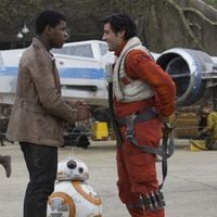 Poe, Finn y Chewbacca aparecen en fotos filtradas desde el set de Star Wars: Episodio 9