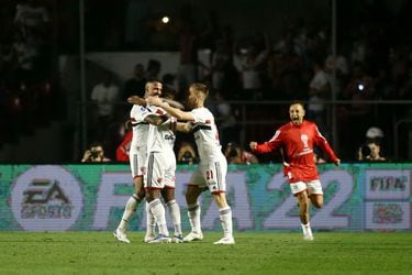 Sao Paulo se mete en semifinales de la Sudamericana