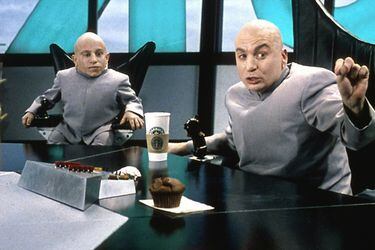 Austin Powers 4 habría abordado el pasado de Mini-Me