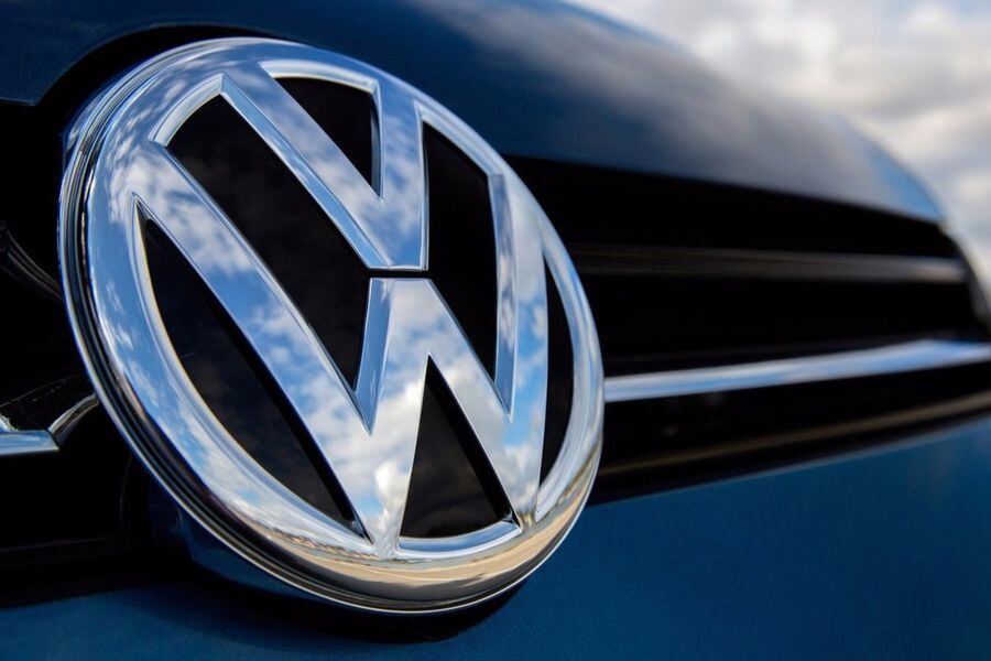 Soplan vientos de cambios: Volkswagen presentará un nuevo logo - La Tercera