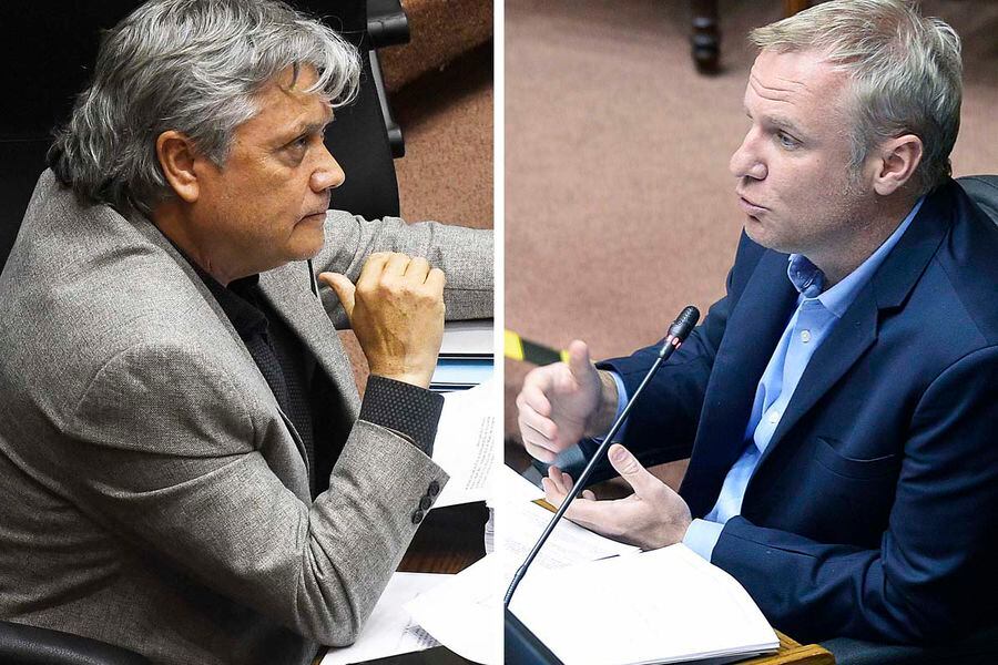 El senador Alejandro Navarro (a la izquierda) y el senador Felipe Kast.