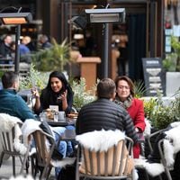 La lucha de los restaurantes italianos en Londres por encontrar personal, tras nuevas reglas post Brexit