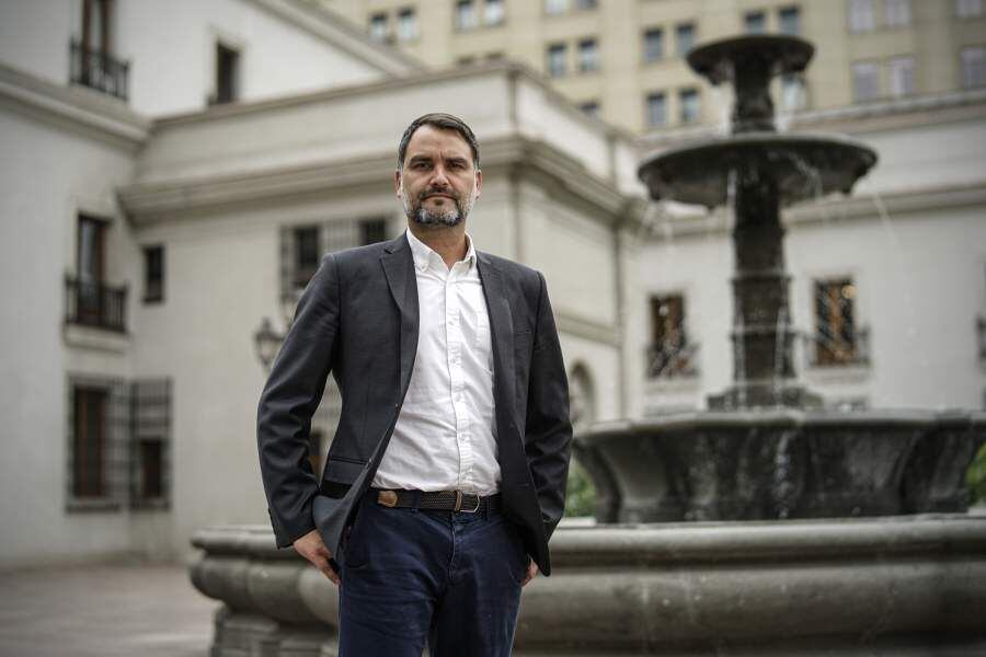 08/11/2019FOTOGRAFIAS AL DIPUTADO JAVIER MACAYAMario Tellez/La Tercera