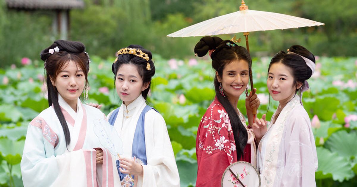 Hanfu, los secretos del vestido milenario que la juventud china volvió a  popularizar - La Tercera