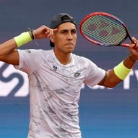 Al borde la muerte, Alcaraz y lesiones: la increíble maldición que Alejandro Tabilo busca romper en Roland Garros