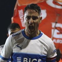 Fernando Zampedri se transforma en el máximo goleador extranjero de la UC