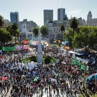 Cientos despiden a Hebe de Bonafini, histórica líder de las Madres de Plaza de Mayo