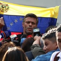 Leopoldo López denuncia que el Servicio Bolivariano de Inteligencia ingresó en su residencia de Caracas