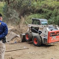 PDI continúa la búsqueda de nuevos restos humanos en Valparaíso con maquinaria pesada 