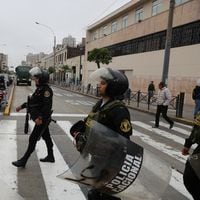 Perú decreta emergencia en dos provincias para combatir el crimen internacional 