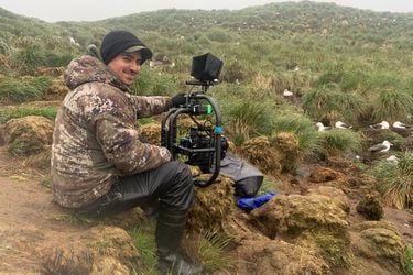 “Es muy buena publicidad tener a Obama tirándole flores a Chile”: el detrás de cámara del documental chileno nominado a los Emmy