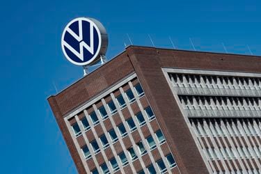 Duro revés para Volkswagen: justicia alemana dice que debe indemnizar a dueños que compraron autos con motores diésel manipulados
