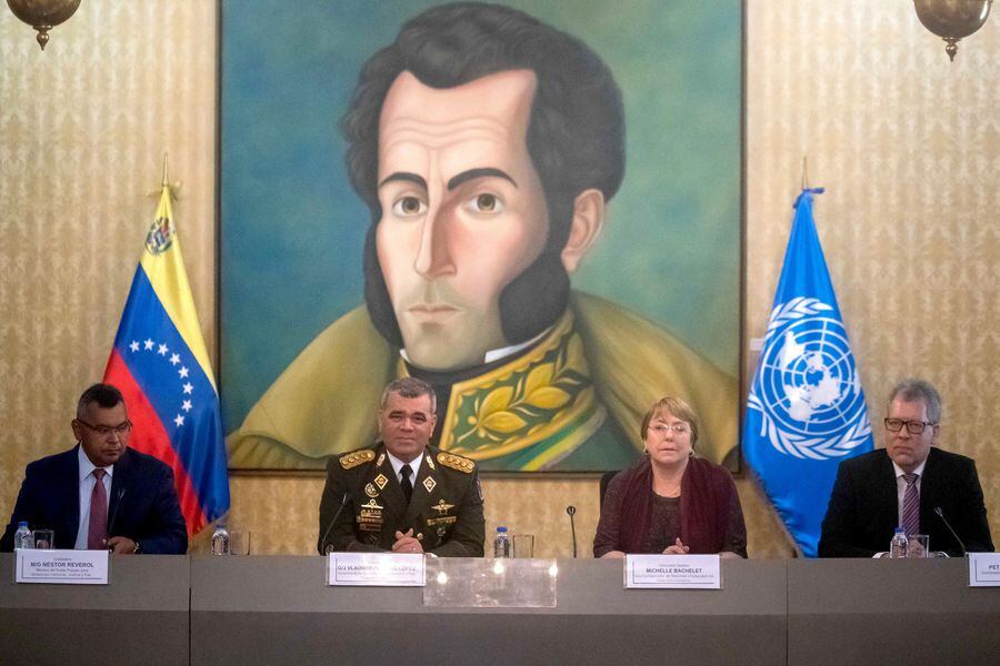Bachelet mantiene reuniones con autoridades del Gobierno en Cancillería venezolana