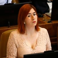 Catalina Pérez dice estar “tranquila” por declaración en caso Democracia Viva