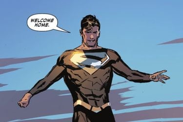 Superman volvió a utilizar su traje negro en los cómics