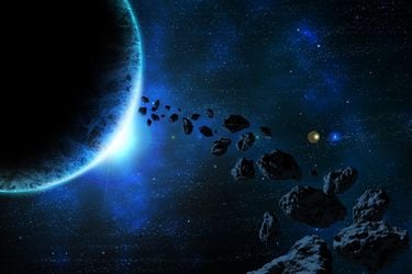 Telescopio James Webb capta por primera vez un extraño cinturón de asteroides en lejana estrella