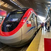 160 km/h y para 236 pasajeros: autoridades inauguran el tren más rápido de Sudamérica que conecta a Santiago con Curicó en solo 2 horas