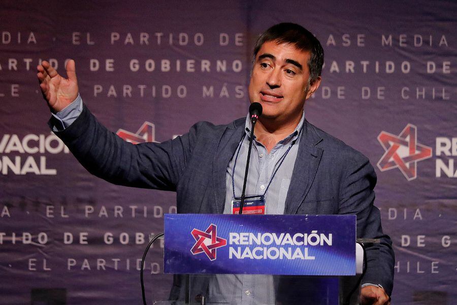 Mario Desbordes es elegido como nuevo presidente de RN ...