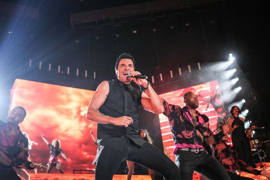 CHAYANNE 00202 - U n S a n t i a g o d e s c o n o c i d o - s eqn}Juan Daniela Guajardo.JPG