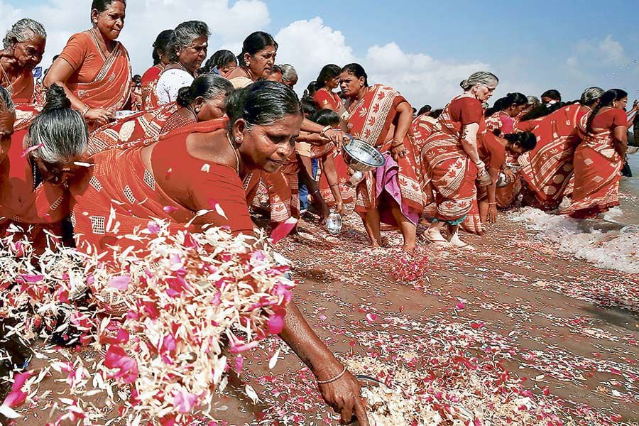 victims-of-the-2004-tsunami--on-the-15th-anniversary-of-the-disaster,-in-Chennai-(47669522)