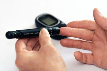 Científicos descubren la forma más efectiva de prevenir diabetes, incluso si tienes antecedentes genéticos