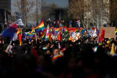 Las imágenes que marcaron la Marcha del Orgullo 2022 en Santiago 